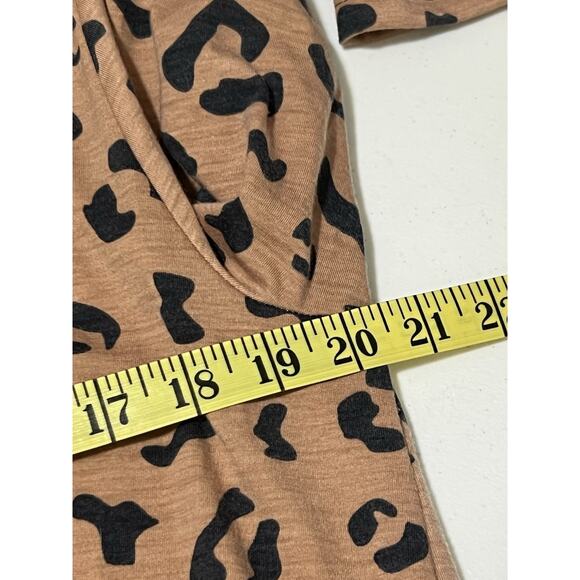 Simply Southern Womens Size Xl Cheetah Print Blouse With ruffle Bottom. Boho - Picture 7 of 10